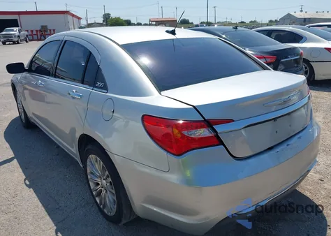 2012 Chrysler 200 Limited из США, поврежденный, VIN 1C3CCBCB3CN197190